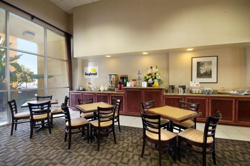 Days Inn Bakersfield 005